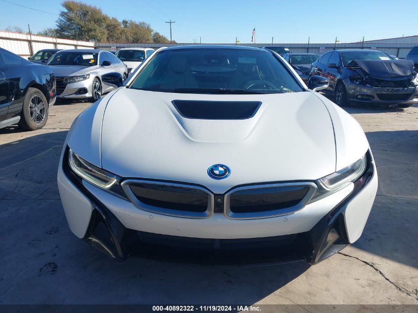 VIN WBY2Z2C58FV392642 2015 BMW I8 no.12