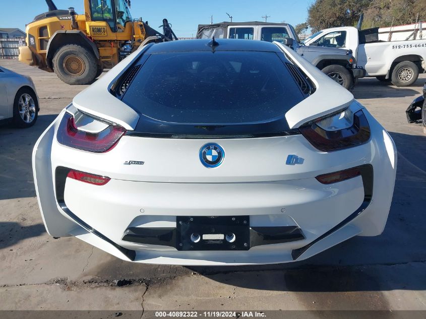 VIN WBY2Z2C58FV392642 2015 BMW I8 no.16