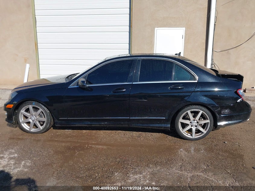 2014 MERCEDES-BENZ C 300 VIN: WDDGF8AB6EA923473