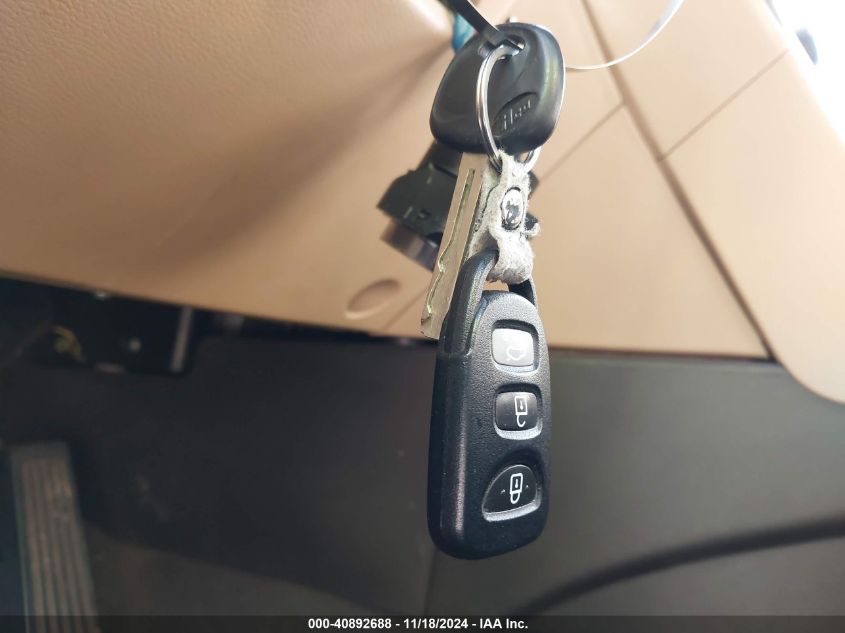 2013 HYUNDAI SONATA GLS - 5NPEB4AC0DH518571