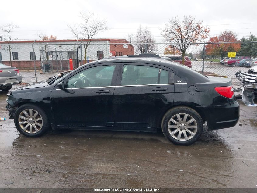 2011 Chrysler 200 Touring VIN: 1C3BC1FB4BN625686 Lot: 40893165