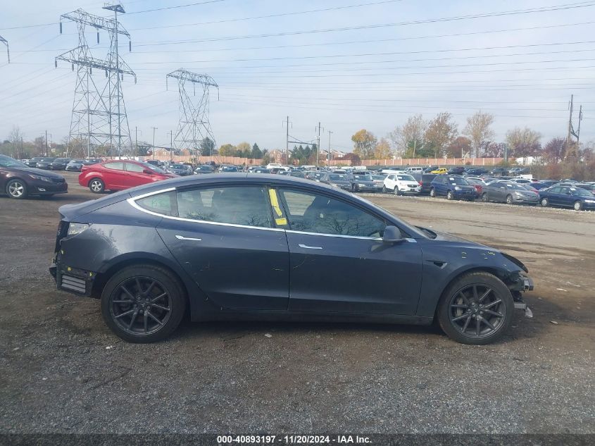 2018 Tesla Model 3 Long Range/Performance VIN: 5YJ3E1EB2JF103695 Lot: 40893197