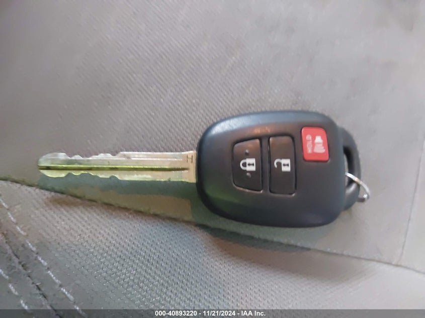 2017 TOYOTA TACOMA SR - 5TFSX5EN2HX057616