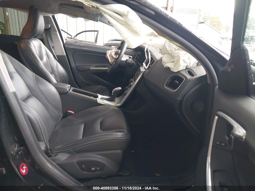 2013 VOLVO S60 T6 - YV1902FH9D2201903