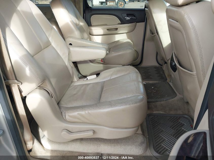 2007 GMC Yukon Xl Denali VIN: 1GKFK66847J16464 Lot: 40893537