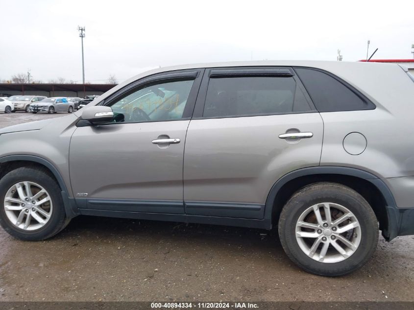 2014 KIA SORENTO LX - 5XYKTCA65EG448126