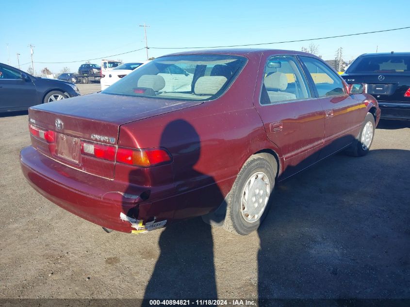 1999 Toyota Camry Le VIN: 4T1BG22K9XU523353 Lot: 40894821