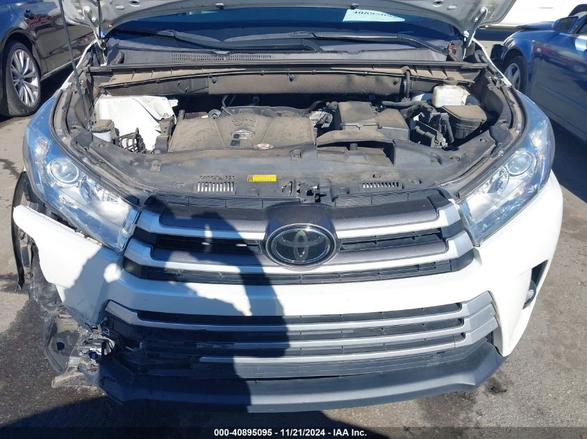 VIN 5TDKZRFH7KS306094 2019 Toyota Highlander, Xle no.10