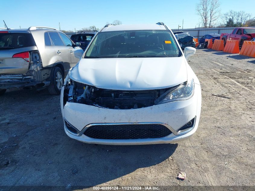 2017 Chrysler Pacifica Touring-L VIN: 2C4RC1BG0HR802998 Lot: 40895124