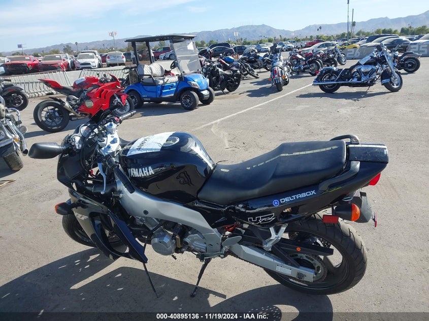 2002 Yamaha Yzf600 R VIN: JYA5AHE052A030159 Lot: 40895136