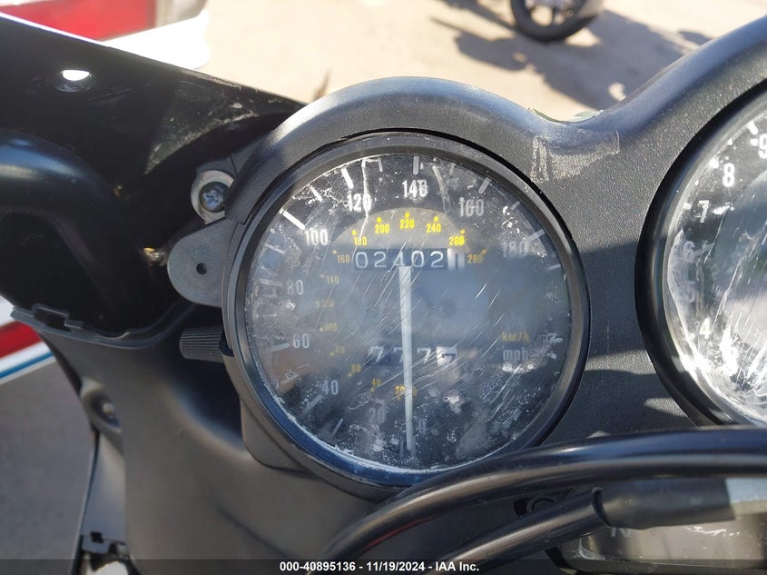 2002 Yamaha Yzf600 R VIN: JYA5AHE052A030159 Lot: 40895136