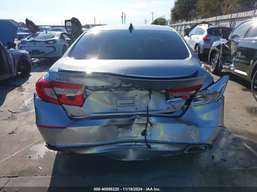 2018 Honda Accord Touring VIN: 1HGCV1F9XJA000207 Lot: 40895220