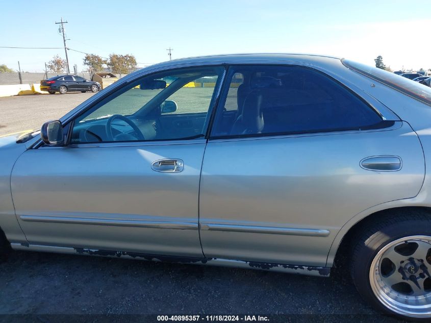 1998 Acura Integra Gs VIN: JH4DB766XWS000678 Lot: 40895357