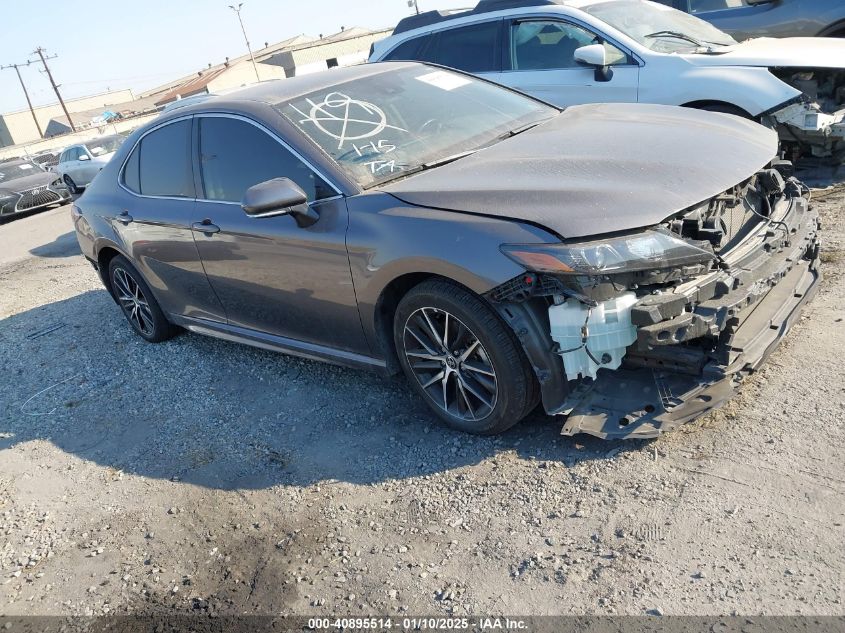 VIN 4T1G11AK8NU694014 2022 Toyota Camry, SE no.1