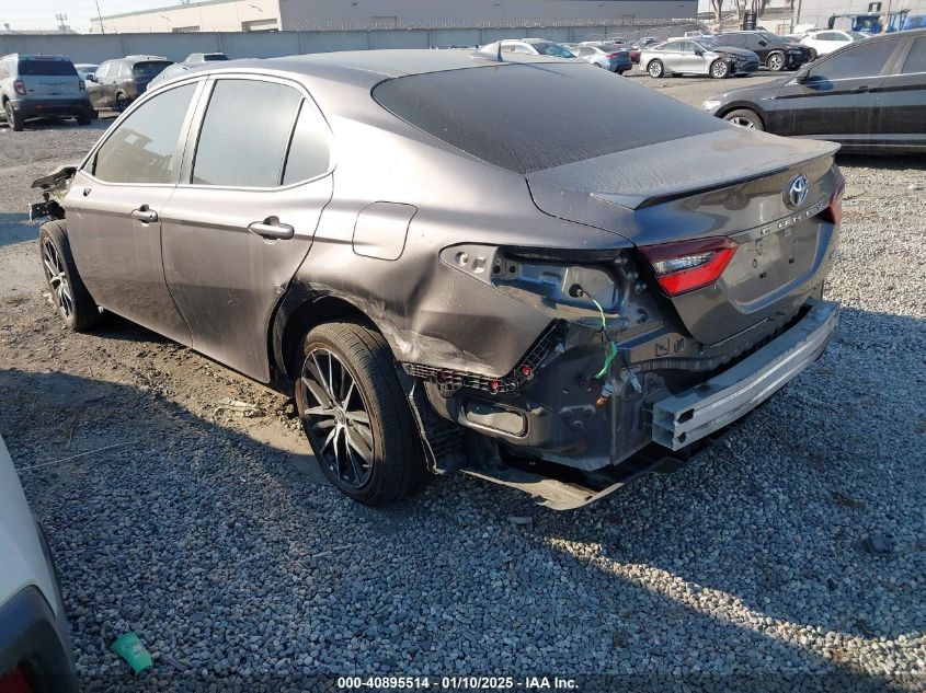 VIN 4T1G11AK8NU694014 2022 Toyota Camry, SE no.3