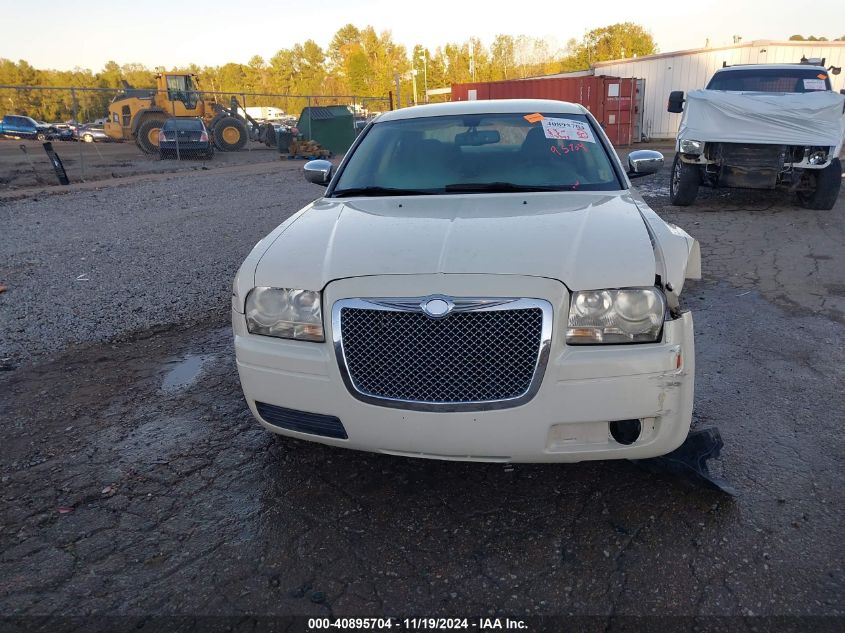 2008 Chrysler 300 Lx VIN: 2C3LA43R68H237700 Lot: 40895704