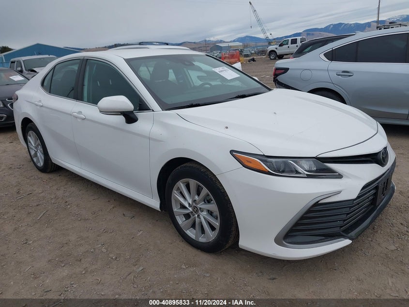TOYOTA CAMRY LE AWD 2021
