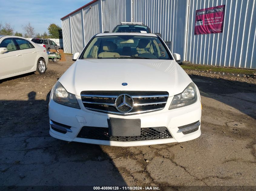 2014 Mercedes-Benz C 300 Luxury 4Matic/Sport 4Matic VIN: WDDGF8ABXEG250670 Lot: 40896128