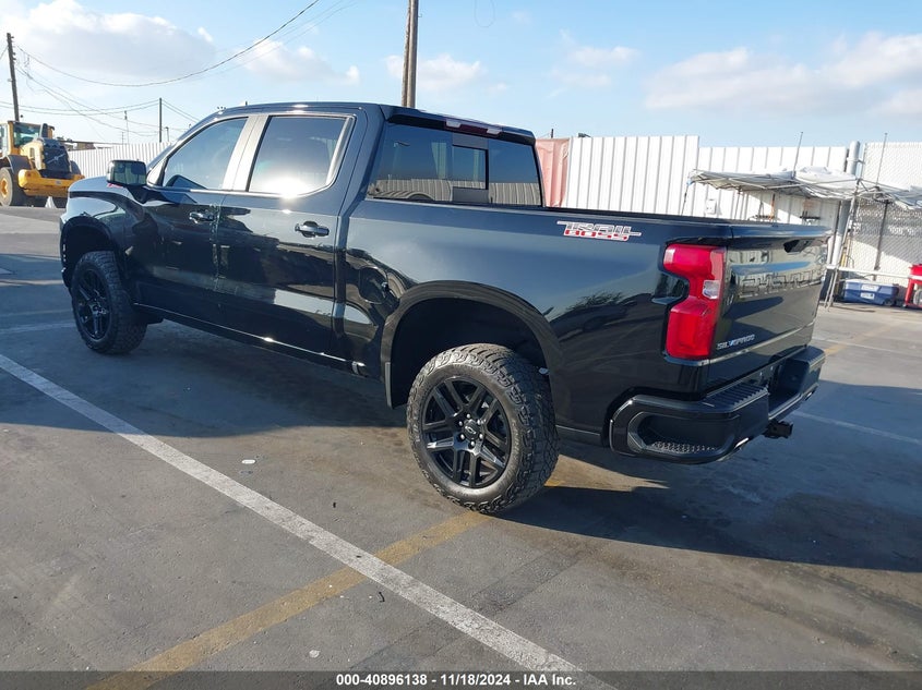 2021 CHEVROLET SILVERADO 1500 4WD  SHORT BED LT TRAIL BOSS - 1GCPYFED3MZ208039