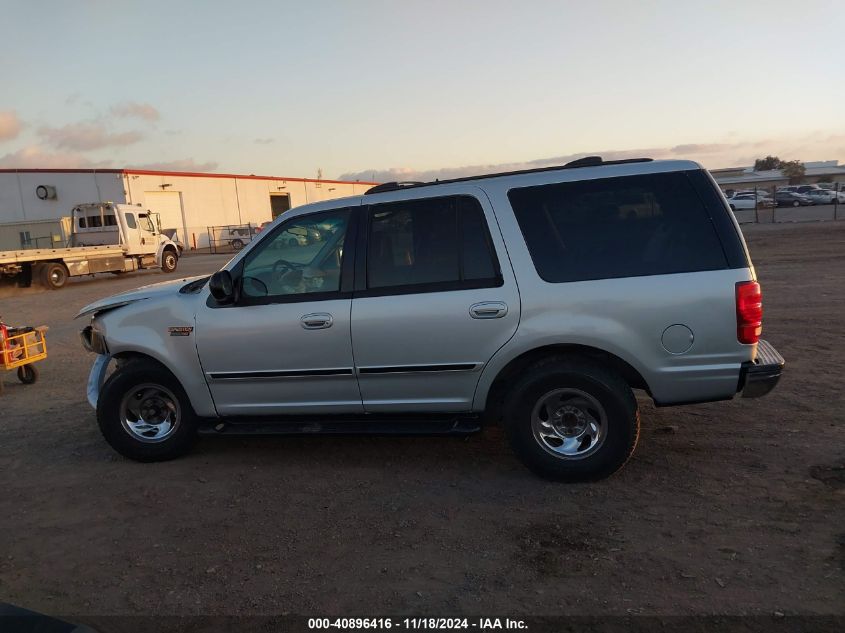 1999 Ford Expedition Eddie Bauer/Xlt VIN: 1FMRU1766XLB63557 Lot: 40896416