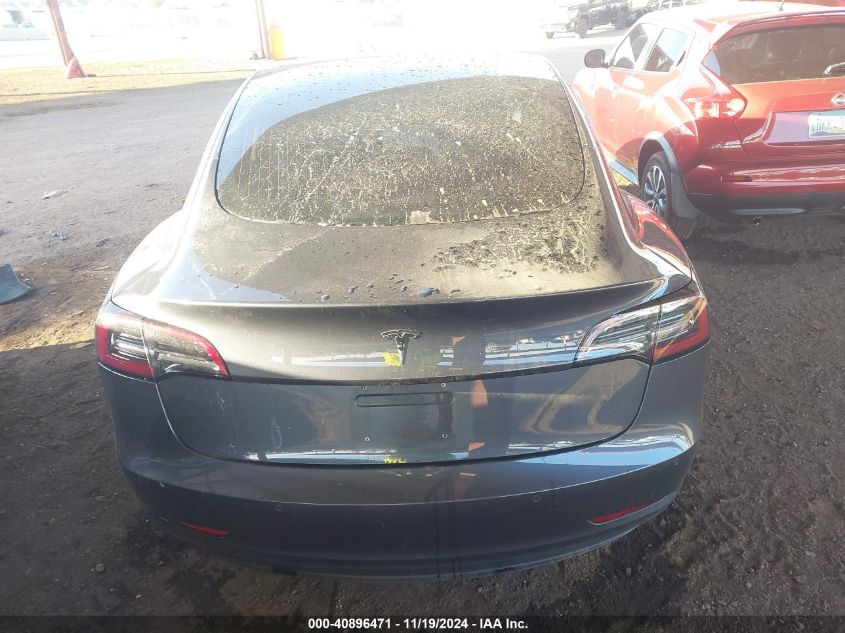 2018 Tesla Model 3 Long Range/Mid Range VIN: 5YJ3E1EA3JF047497 Lot: 40896471