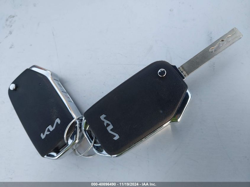 2025 KIA SPORTAGE HYBRID LX - KNDPU3DG2S7182077