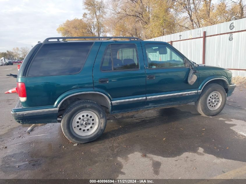 1996 Chevrolet Blazer VIN: 1GNDT13W5T2112324 Lot: 40896594