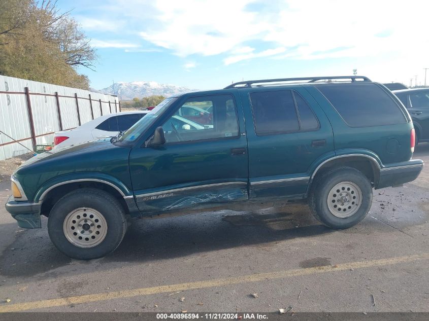 1996 Chevrolet Blazer VIN: 1GNDT13W5T2112324 Lot: 40896594