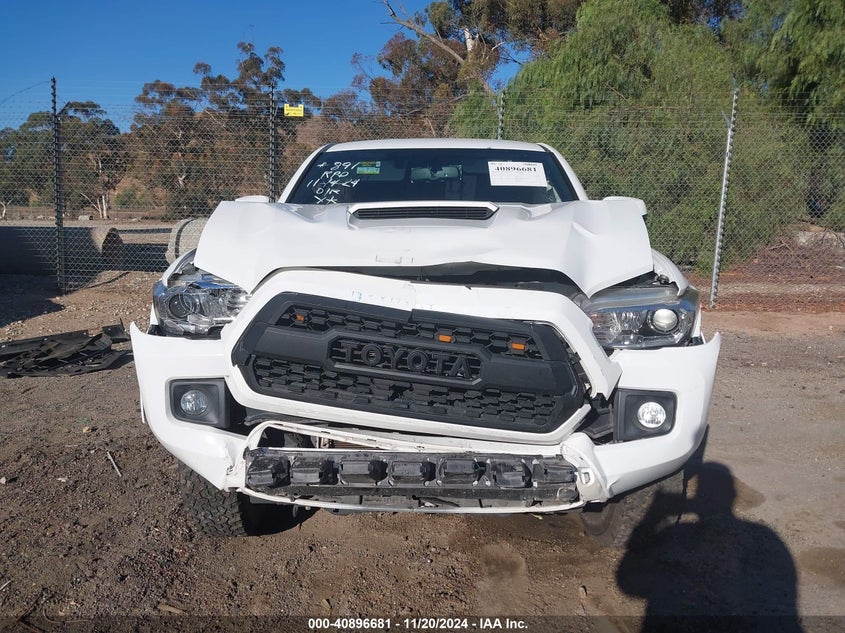 2017 TOYOTA TACOMA DOUBLE CAB/SR5/TRD SPORT - 3TMBZ5DN6HM011739