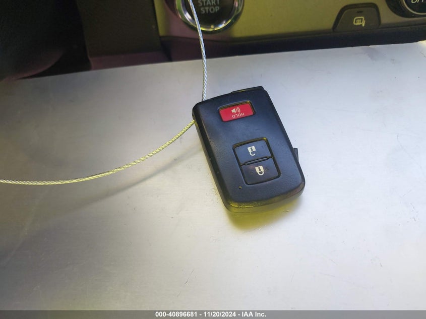 2017 TOYOTA TACOMA DOUBLE CAB/SR5/TRD SPORT - 3TMBZ5DN6HM011739