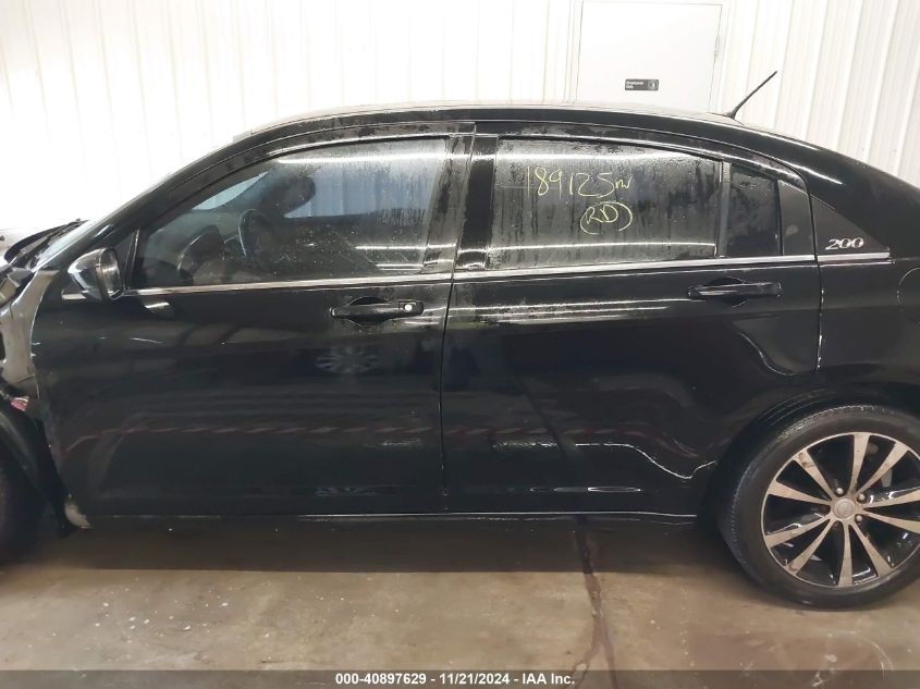 2014 Chrysler 200 Touring VIN: 1C3CCBBB6EN117966 Lot: 40897629