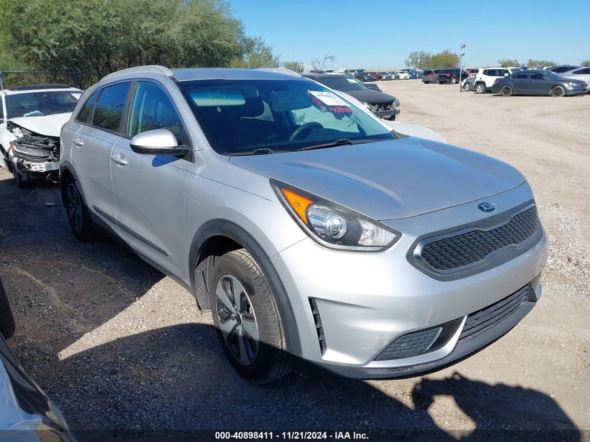 Vin: kndcb3lc3h5073697, lot: 41388103, kia niro lx 2017 img_1