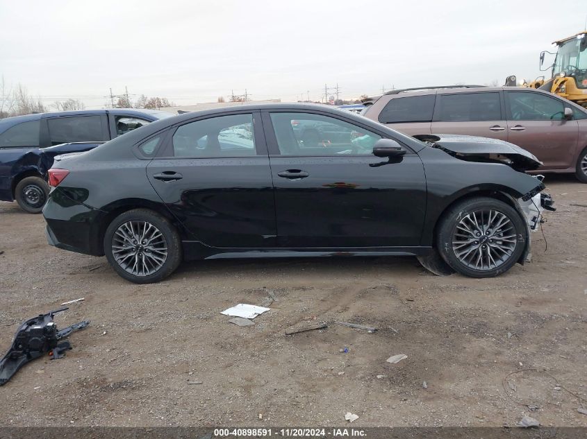 2024 Kia Forte Gt-Line VIN: 3KPF54AD5RE719706 Lot: 40898591