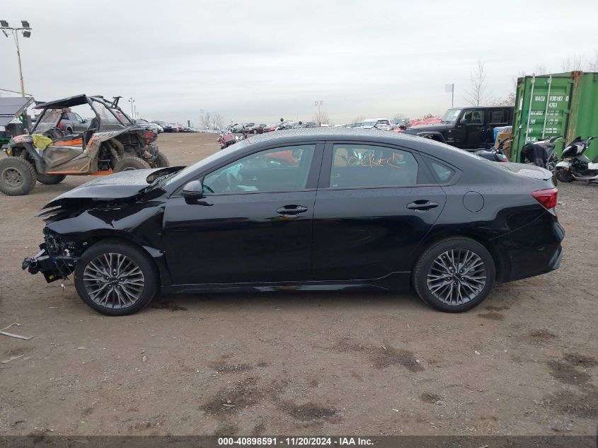 2024 Kia Forte Gt-Line VIN: 3KPF54AD5RE719706 Lot: 40898591