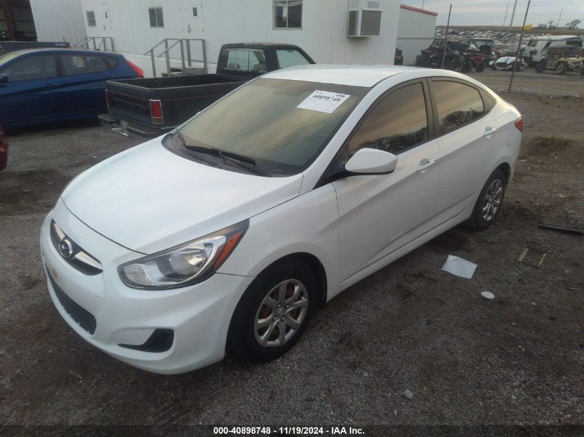 VIN KMHCT4AE7DU421469 2013 HYUNDAI ACCENT no.2