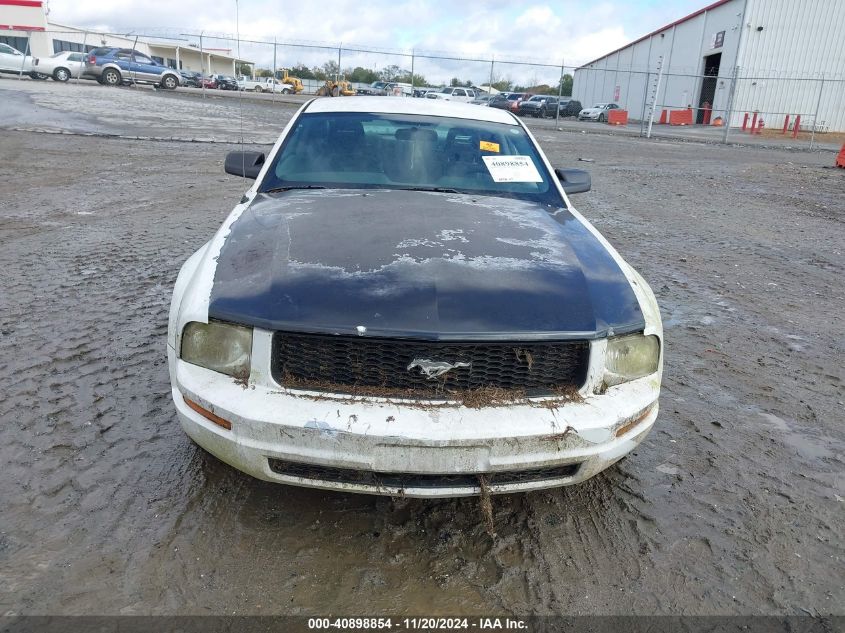 2008 Ford Mustang V6 Deluxe/V6 Premium VIN: 1ZVHT80NX85155462 Lot: 40898854