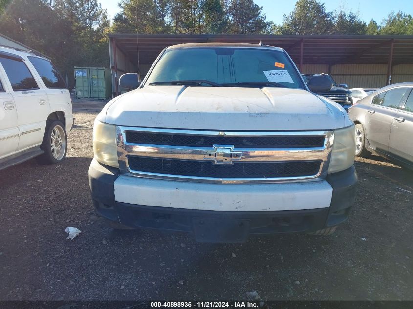 2008 Chevrolet Silverado 1500 Work Truck VIN: 2GCEC13JX81309126 Lot: 40898935