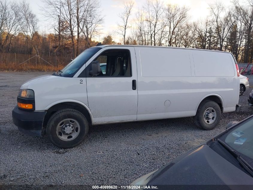 2018 Chevrolet Express 2500 Work Van VIN: 1GCWGAFG0J1333990 Lot: 40899620