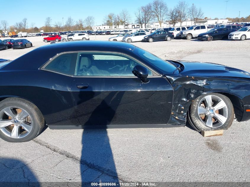 2018 Dodge Challenger Sxt VIN: 2C3CDZAG3JH242588 Lot: 40899686