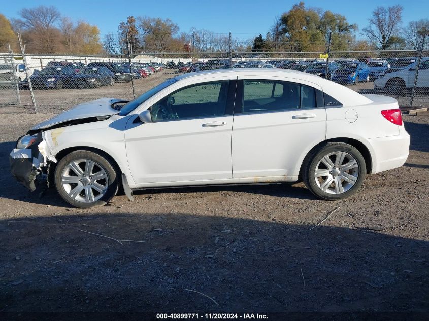 2012 Chrysler 200 Touring VIN: 1C3CCBBB4CN288518 Lot: 40899771