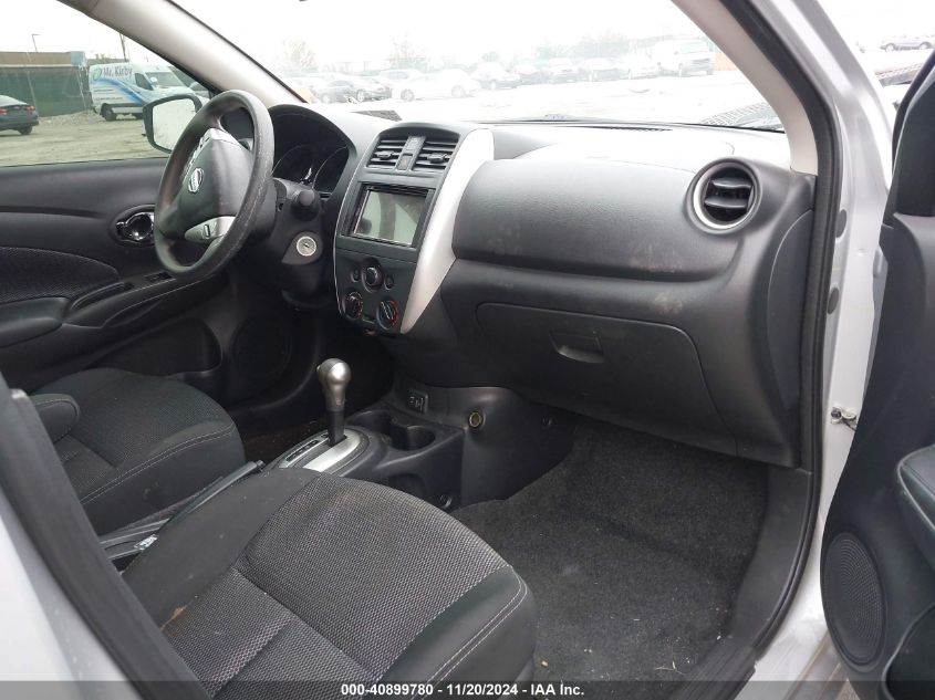 VIN 3N1CN7AP8JL871433 2018 Nissan Versa, 1.6 SV no.5