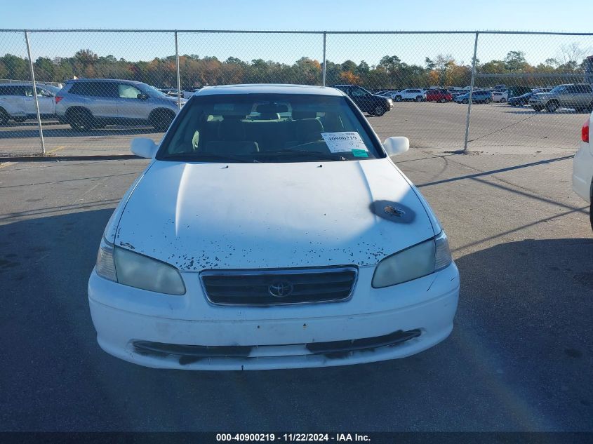 2000 Toyota Camry Le V6 VIN: 4T1BF28K7YU941437 Lot: 40900219