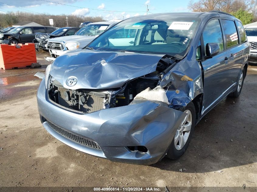 2017 Toyota Sienna Le 8 Passenger VIN: 5TDKZ3DC5HS867813 Lot: 40900814