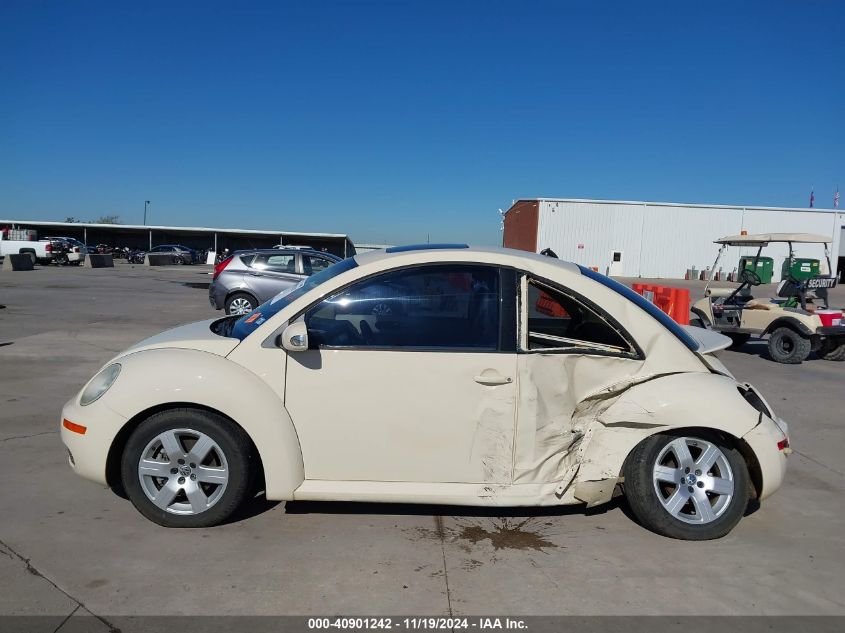 2007 Volkswagen New Beetle 2.5 VIN: 3VWRW31C37M520567 Lot: 40901242