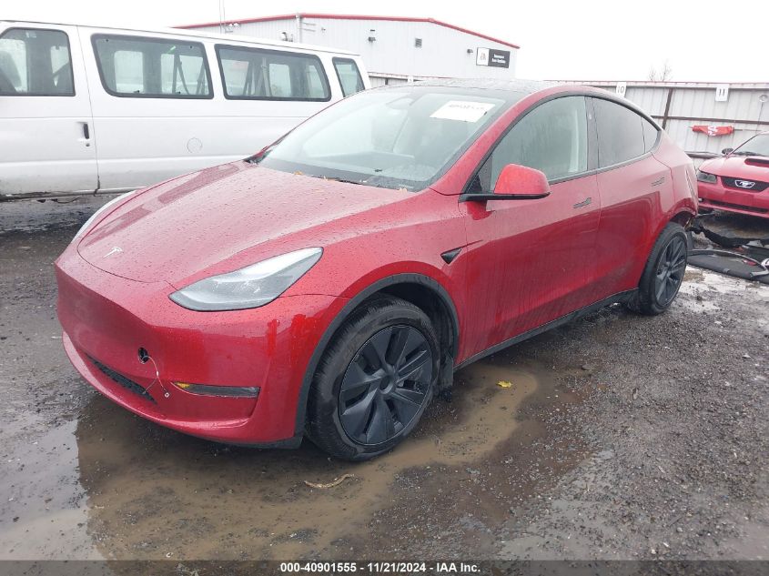 2024 Tesla Model Y Long Range Dual Motor All-Wheel Drive VIN: 7SAYGAEE9RF164972 Lot: 40901555