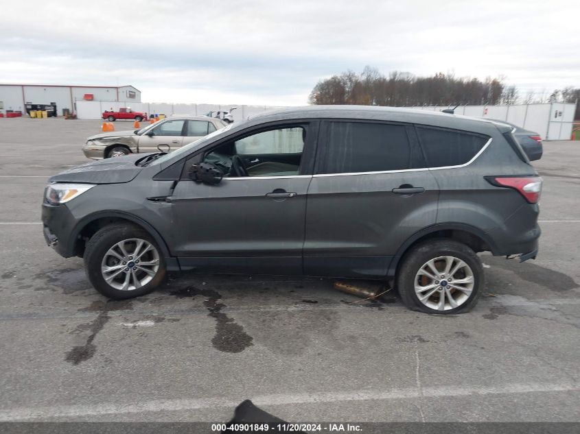 2017 Ford Escape Se VIN: 1FMCU9GD8HUA52670 Lot: 40901849