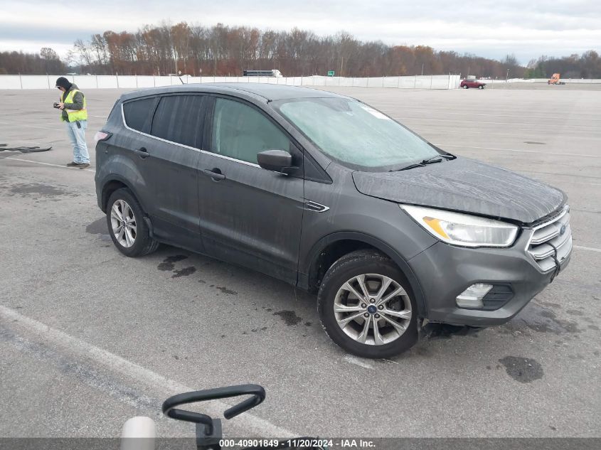 VIN 1FMCU9GD8HUA52670 2017 FORD ESCAPE no.1