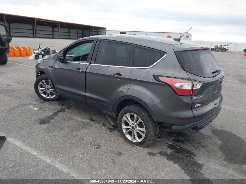 VIN 1FMCU9GD8HUA52670 2017 FORD ESCAPE no.3