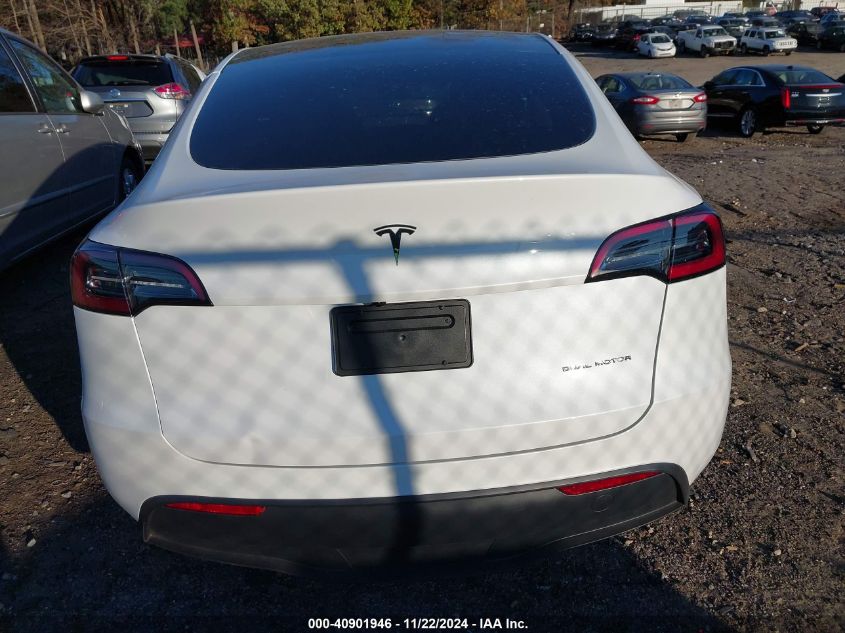 2024 Tesla Model Y Long Range Dual Motor All-Wheel Drive VIN: 7SAYGAEE7RF114717 Lot: 40901946