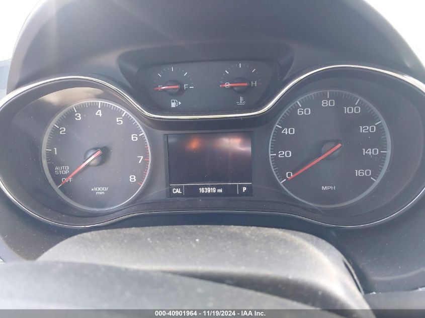 2019 CHEVROLET CRUZE VIN: 1G1BE5SM3K7104055
